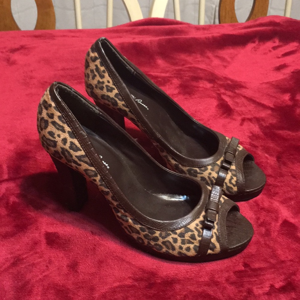 High heel shoes